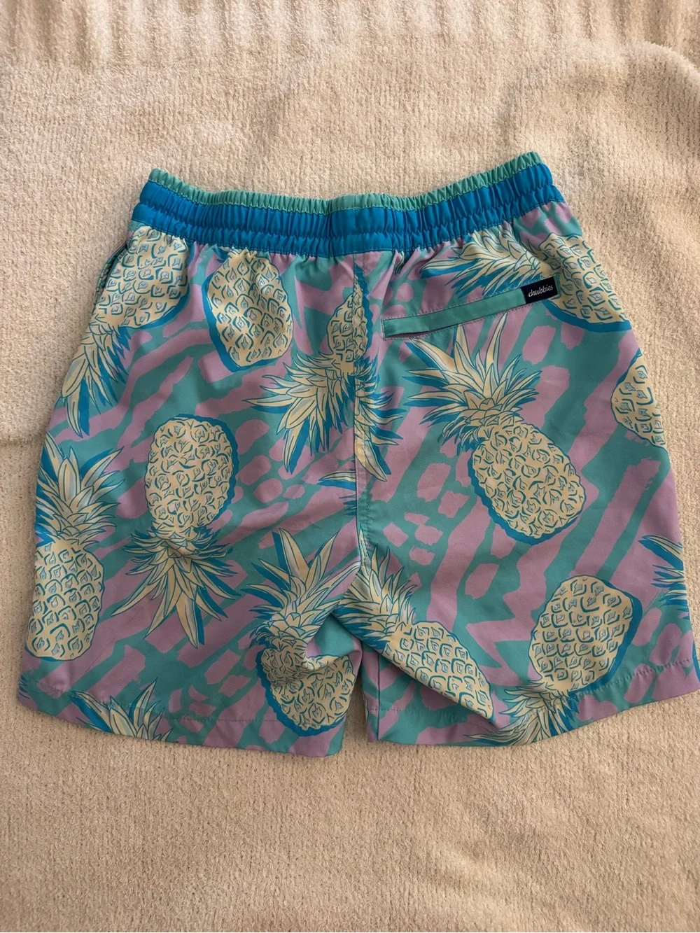 chubbies vibrant pineapple